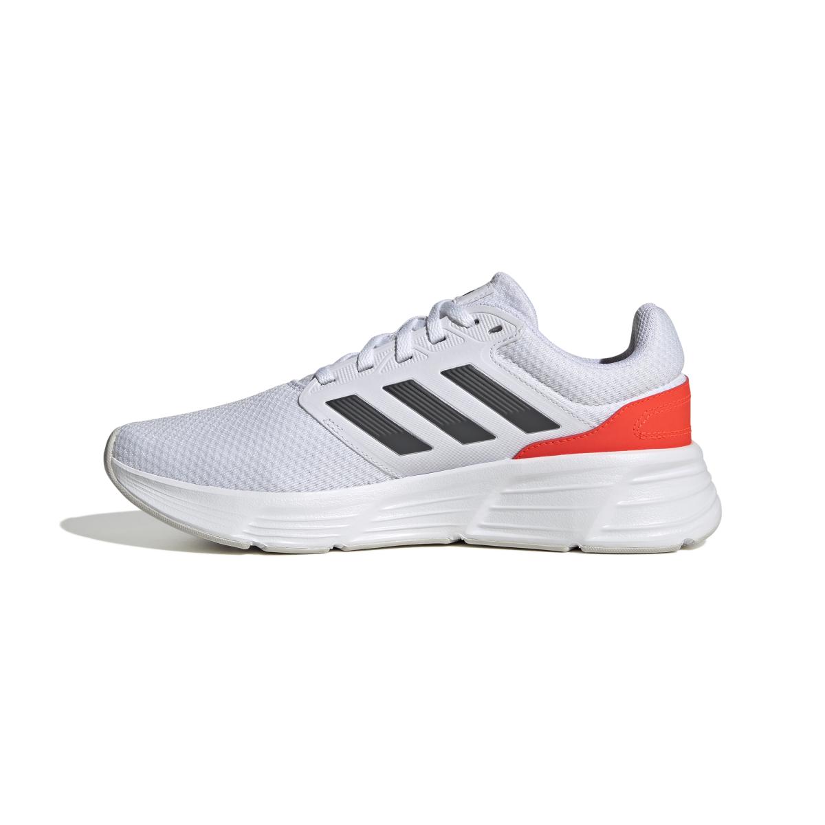 product/a/d/adidas_hp2419_5_footwear_photography_side_medial_center_view_white_000.jpg