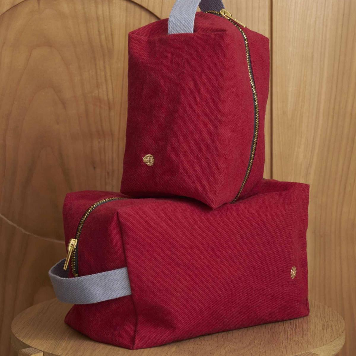 product/l/a/la-cerise-sur-le-gateau_3000961000_cherry_2.jpg
