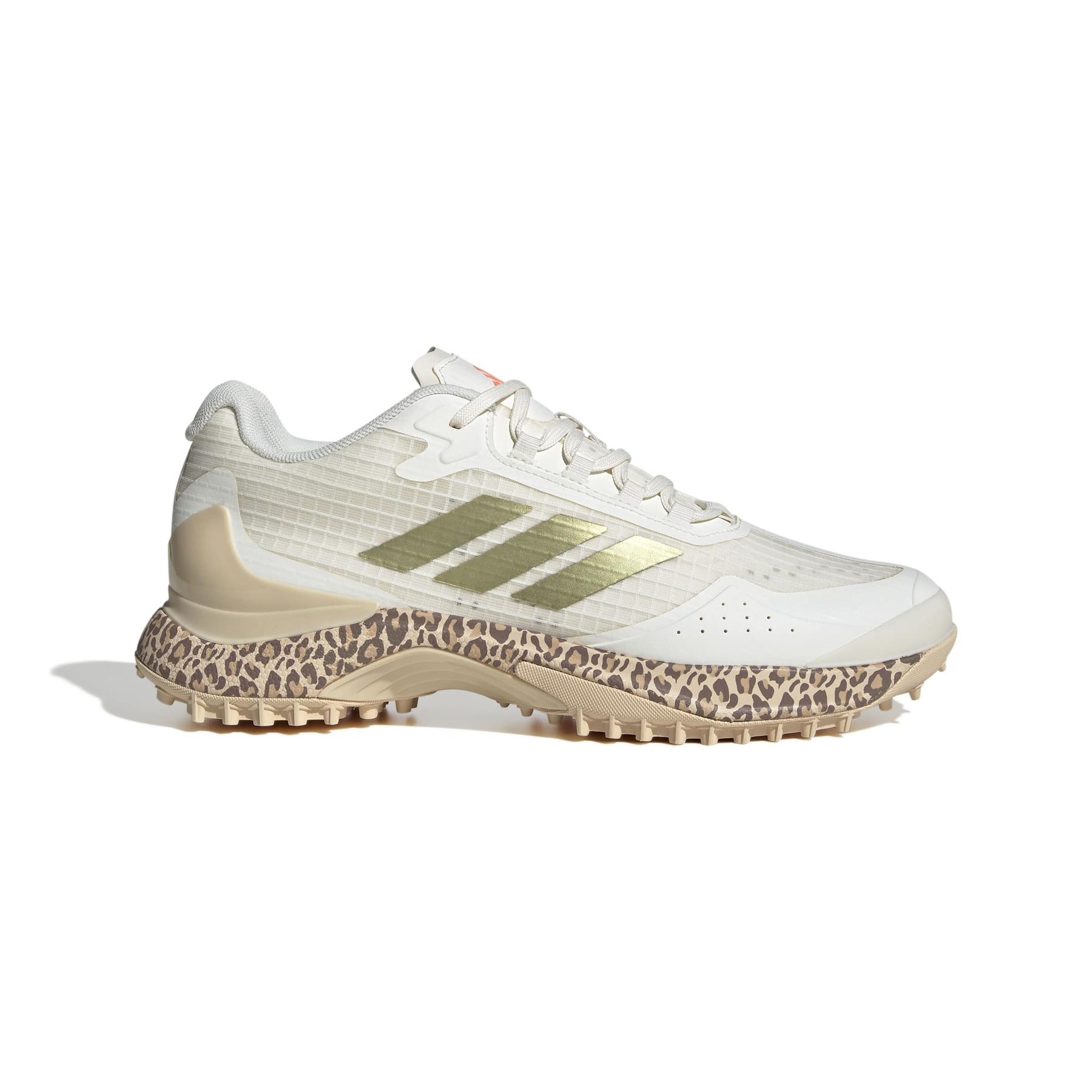 product/2/0/2025_adidas_jh5718_1_footwear_photography_side_lateral_center_view_white.jpg