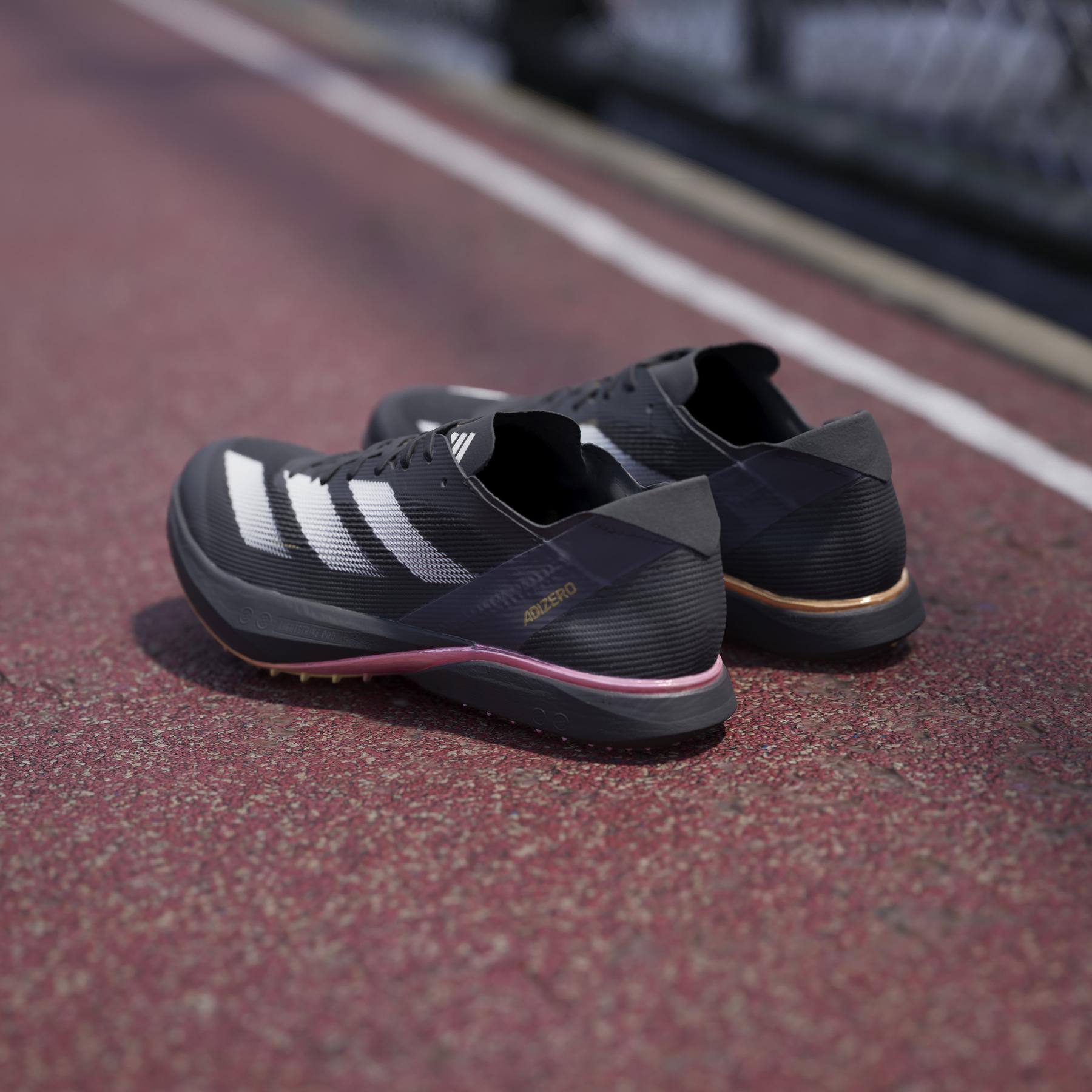 product/a/d/adidas_ig9910_19_footwear_photography_heromrktng_view_6-nw091625.jpg