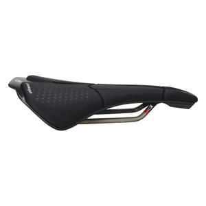scm5tn0hb00-am-sadel-prologo-scratch-m5-tirox-svart-250x140-mm
