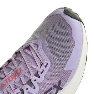 product/a/d/adidas_jq1617_8_footwear_photography_detail_view_1_white.jpg