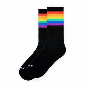as070-strumpor-american-socks-rainbow-pride-svart-regnbage-svart-tu
