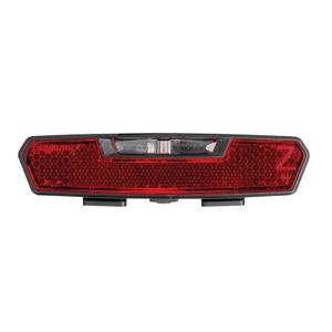 170671-bakre-batteridriven-cykellampa-pa-50-mm-automatisk-bagagehallare-levereras-med-2-aa-batterier-axa-basta-juno-rod-50-mm