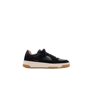 b8-mo-black-40-tranare-belledonne-monochromes-b8-svart