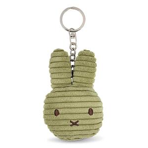 bt24205067-barnnyckelring-i-sammet-bon-ton-toys-miffy-olivgron-6x6x1-cm