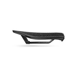 70g5d00a0p002-cykelsadel-fizik-transiro-aeris-ld-r1-adaptive-svart-135-mm