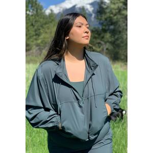 6006-gg-vattentat-jacka-med-1-2-dragkedja-for-damer-girlfriend-collective-hummingbird-mossa
