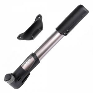 h00-gy-gp-992-handpump-med-intelligent-aluminiumventil-giyo-svart-silver-80-120-psi