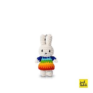 jd7867-nyckelring-med-virkad-miffy-just-dutch-mangfargad-tu