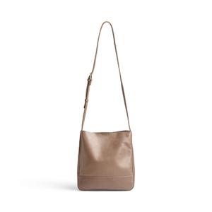 4864ant-333-axelrem-for-kvinnor-markberg-caymbg-caramel-w-br-gold-tu