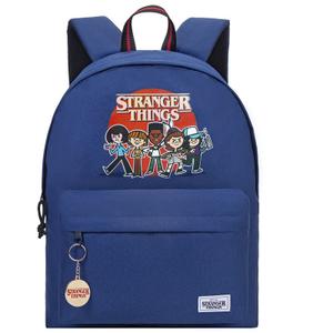 5600446649129-ryggsack-netflix-stranger-things-gang-bla-43x32x15-cm