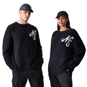 60758718-stickad-troja-new-era-svart