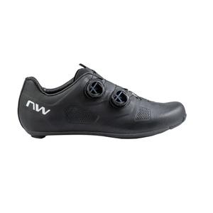 nwb80251040-black-white-cykelskor-northwave-revolution-svart-vit