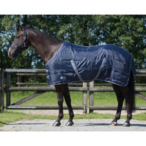 6131-db-matta-for-haststall-q-essentials-start-150-g-morkbla