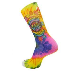 18460023-ett-par-strumpor-i-bergsstil-rywan-no-limit-graphik-flower-power-rosa
