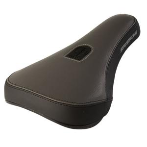 ar00273-sadel-stay-strong-combo-mid-pivotal-svart-gra-tu