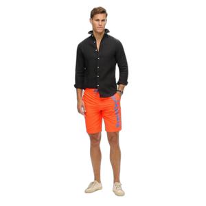m3010224a-b5t-klassiska-badshorts-superdry-vulkanisk-orange