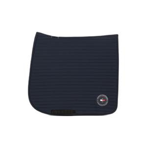 th16hsap072-004-dressyrmattor-for-hastar-tommy-hilfiger-equestrian-upstate-okenhimmel-full