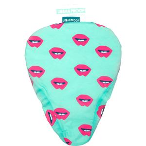 up-244-sadelskydd-urban-proof-grona-lappar-30x20x2-cm